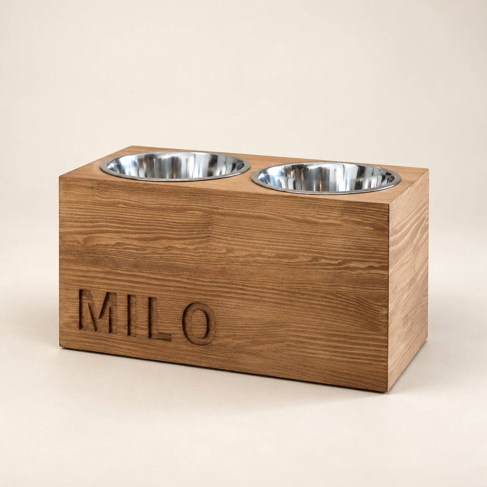 Personalisierte Futterstation für Hunde aus Holz, Größe Large